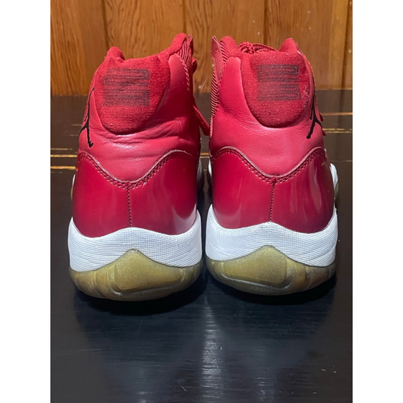 Men's size 10 Jordan 11 “win like 96” sneakers - Picture 3 of 9